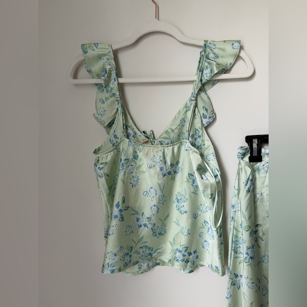 Good Luck Gem Green Floral Ruffle tank
Top and Midi slip Skirt two piece set - Picture 7 of 8